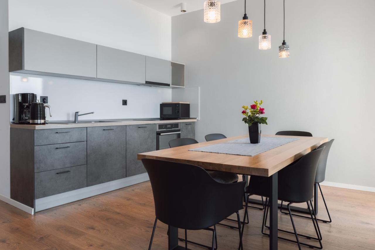 Apartmani Stipe Brela Buitenkant foto
